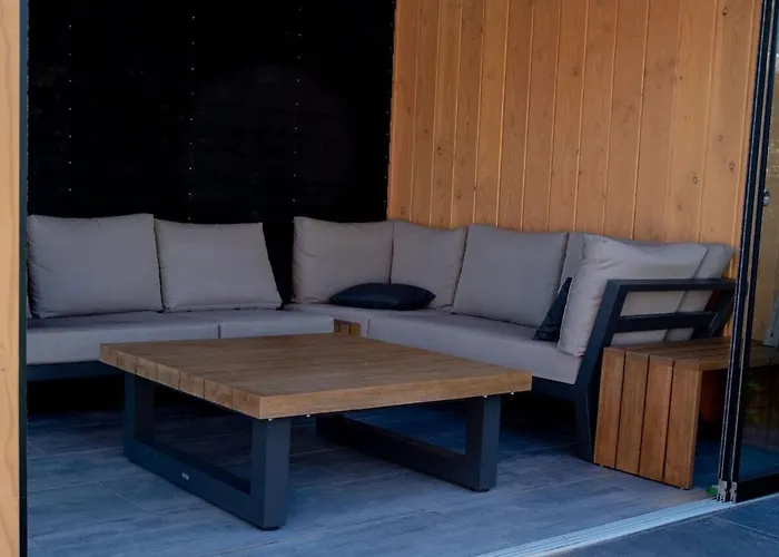 Huijsmansverhuur Type Premium De Mosselbank 115 *